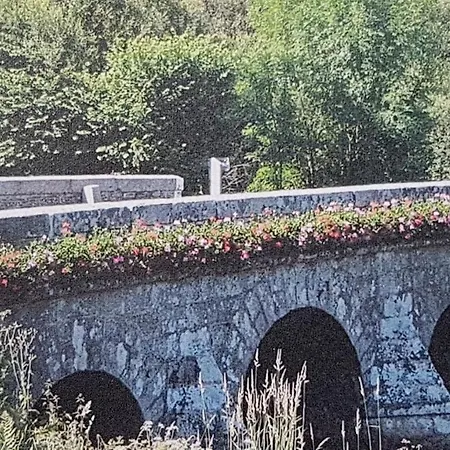 Le Jardin Des Chenes Konukevi *